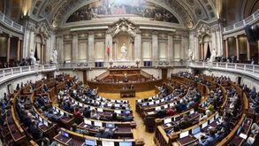 Parlamento aprova projeto de lei do PAN que consagra assédio como infração disciplinar