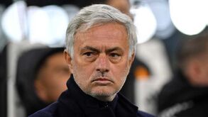 «Mourinho enviava-me mensagens a toda a hora. De repente, tudo mudou...»