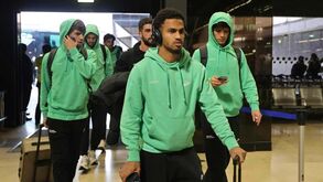 As imagens da partida da comitiva do Sporting para Chaves