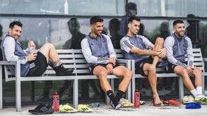 Suárez e o reencontro com Messi, Alba e Busquets no Inter Miami: «Sonhávamos retirar-nos no Barcelona»