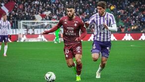 Toulouse volta a vencer na Liga francesa três meses depois