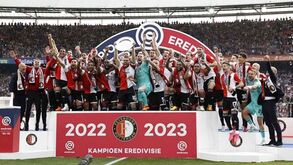 Os campeões nacionais estão irreconhecíveis: Que bicho é que lhes mordeu?