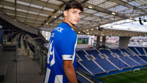 Gonçalo Sousa renova com o FC Porto: «Sonho jogar pela equipa A»