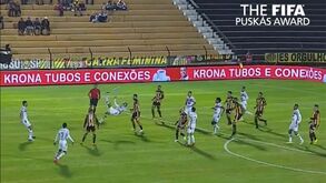 O golo de Guilherme Madruga que 'roubou' o Prémio Puskás a Nuno Santos