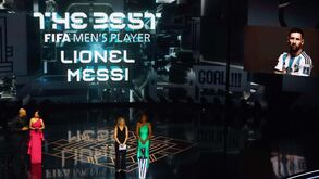 A surpresa Messi, o duo português no onze do ano e Nuno Santos de mãos a abanar: assim foi a gala 'The Best'