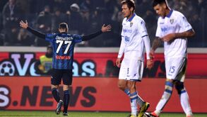 Atalanta sobe para lugares europeus com goleada ao Frosinone