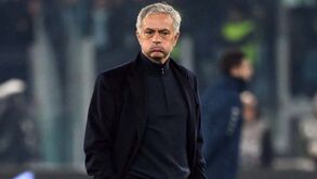 «Falta de respeito»: Fabio Capello acusa donos da Roma após despedimento de Mourinho