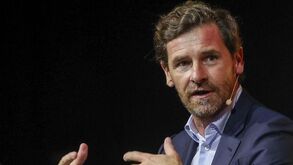 André Villas-Boas na Alfândega do Porto a preparar anúncio da candidatura à presidência