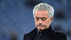 Derlei não entende despedimento de Mourinho: «Que mais podia fazer com a equipa que tinha?»
