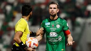 Jordan Henderson jogou meio ano no Al-Ettifaq mas deixa Arábia Saudita sem ganhar um tostão