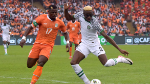 Nigéria de Peseiro alcança 1.ª vitória na CAN: penálti cometido por Diomande foi decisivo