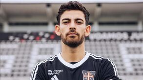Oficial: Rúben Lameiras deixa Chaves e assina pelo Casa Pia