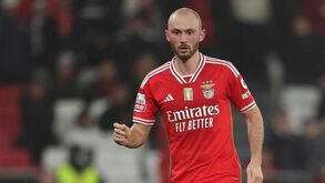 Aursnes esfria novo lateral