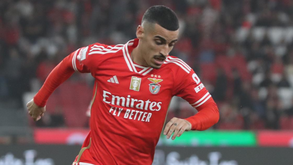 Chiquinho já está na Grécia para reforçar o Olympiacos: «Vou dar tudo para tentar ajudar a equipa»
