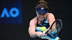 Open da Austrália: Linda Noskova bate Iga Swiatek e avança para os 'oitavos'