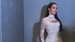«A acompanhar o melhor»: Georgina Rodríguez mostra novas imagens dos Globe Soccer Awards