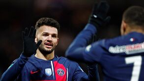 Gonçalo Ramos e Mbappé em show parisiense