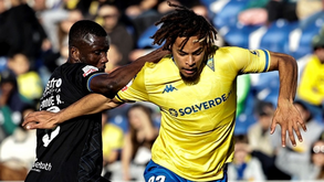 Estoril tenta adiar saída de Koindredi