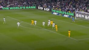 João Félix marcou golaço de trivela e celebrou pedindo 'calma'