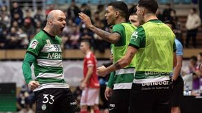 Taynan devia ter sido expulso no Benfica-Sporting? O que dizem os regulamentos