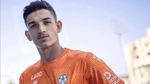 Cássio Meneses deixa Feirense e regressa ao América Mineiro