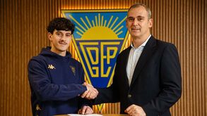 Estoril Praia anuncia contratação de internacional sérvio Nemanja Jovic