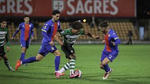 Sporting tem mais um lateral no estaleiro: Leonardo Barroso pára pelo menos dois meses