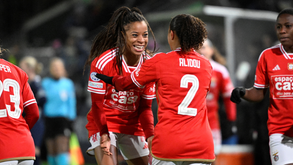 A crónica do Rosengard-Benfica, 2-2: Águia faz história e vai aos 'quartos' da Champions feminina
