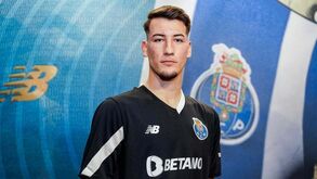 Gonçalo Ribeiro renova com o FC Porto até 2028: «Diogo Costa é uma referência para mim»