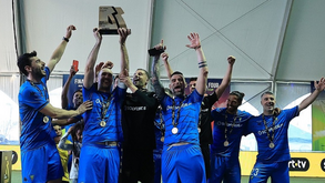 Estoril vence Sporting na Taça Legends