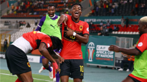 A crónica do Angola-Namíbia, 3-0: Palancas fazem história com 'show' de Gelson Dala