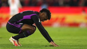 Coman sofre lesão grave e Bayern informa que estará ausente várias semanas