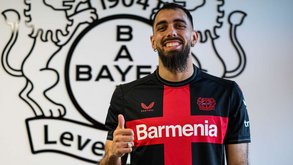 Oficial: Betis empresta Borja Iglesias ao Bayer Leverkusen