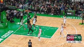 Neemias Queta soma oito pontos na derrota dos Celtics frente aos LA Clippers na NBA