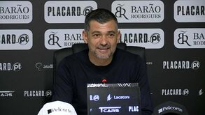 Sérgio Conceição analisa situação dos centrais no FC Porto
