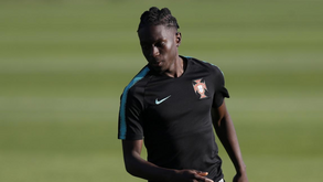 Domingos Quina e Petrov estão a chegar a Vizela