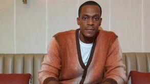 Rajon Rondo preso por posse ilegal de arma e drogas 