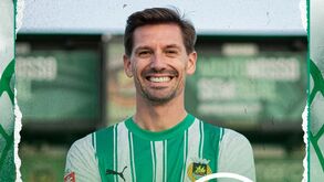 Adrien Silva oficializado no Rio Ave