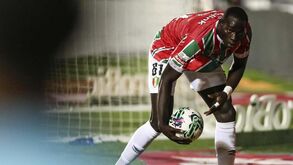 Alioune Ndour deixa Estrela e ruma à Ucrânia