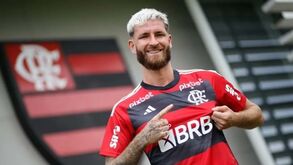 Mozer sincero sobre Léo Pereira: «É muito frágil mentalmente»