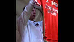 Prestianni é oficializado no Benfica e quer seguir pisadas dos argentinos: «Para honrar a história»