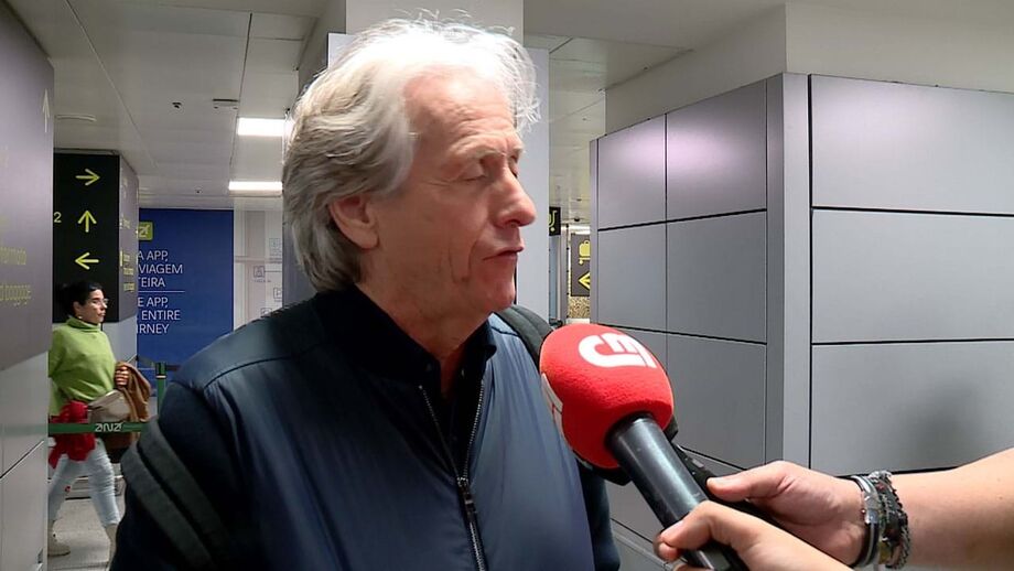 Treinador do Al Hilal descarta regresso e fala em mudanças extra futebol