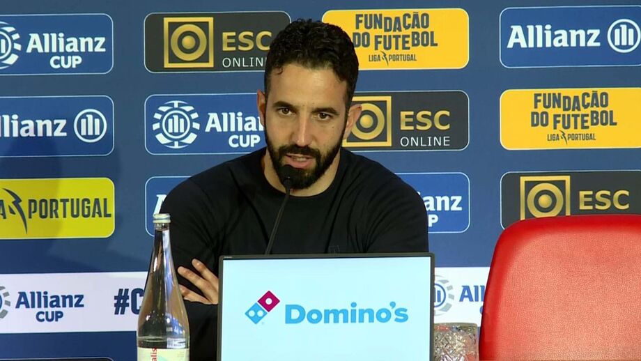 Técnico do Sporting diz que o internacional português jogou em sacrifício