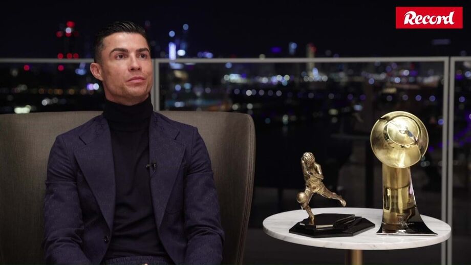 Cristiano Ronaldo: «Se tivesse de optar, mil por cento ganhar o Europeu»