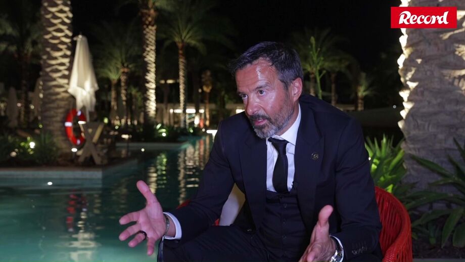 Jorge Mendes: «João Neves e António Silva vão ficar no Benfica até final da época, de certeza absoluta»