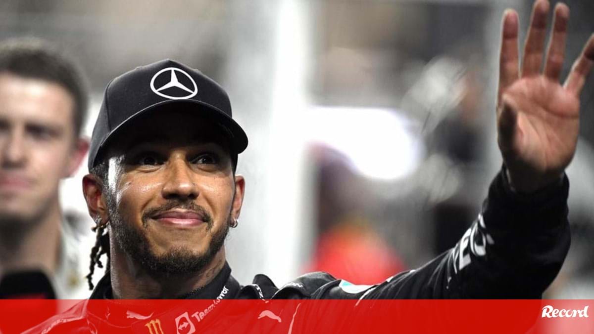 Lewis Hamilton: «Estarei para sempre grato pelo incrível apoio da família Mercedes»