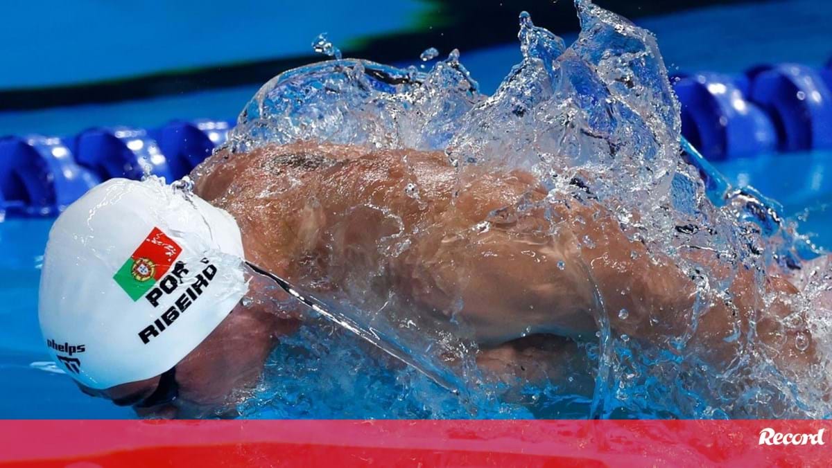 Histórico: Diogo Ribeiro campeão do Mundo dos 50 metros mariposa