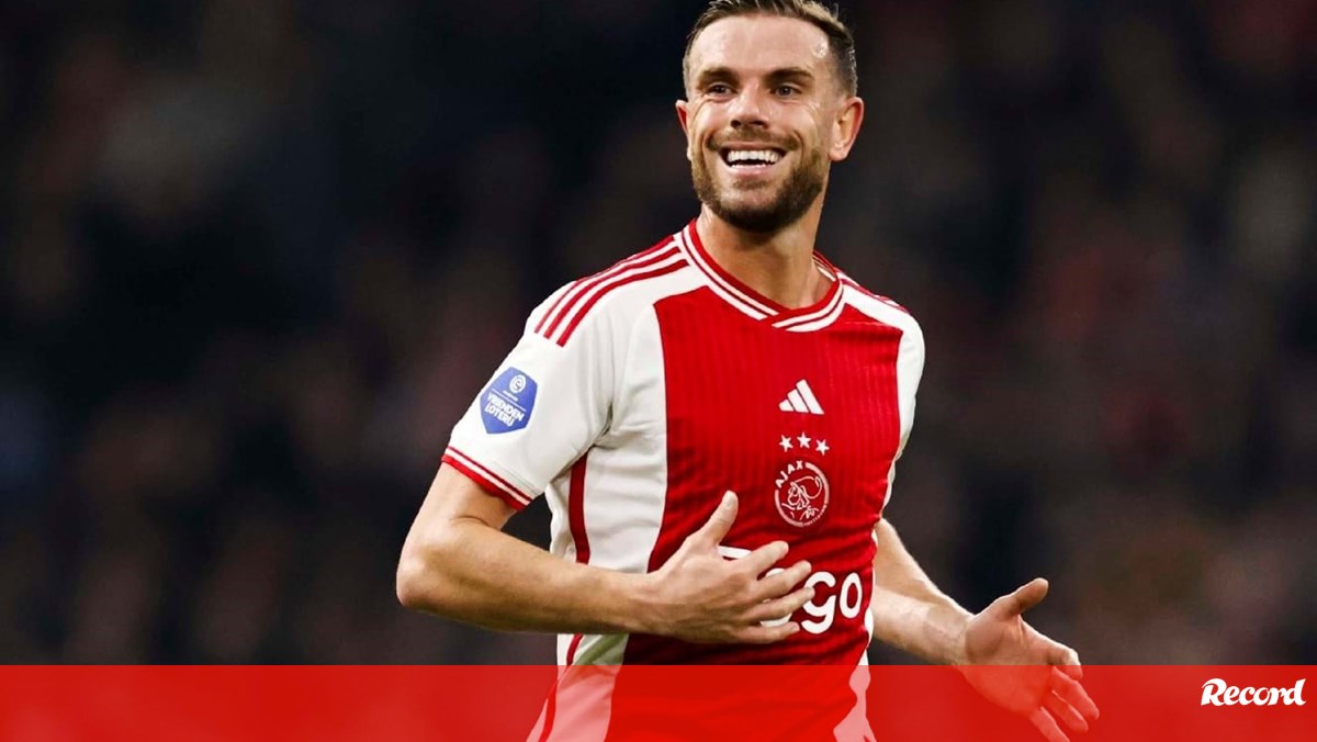 Nem pensar nisso: Adeptos do Ajax não querem ver Henderson capitão