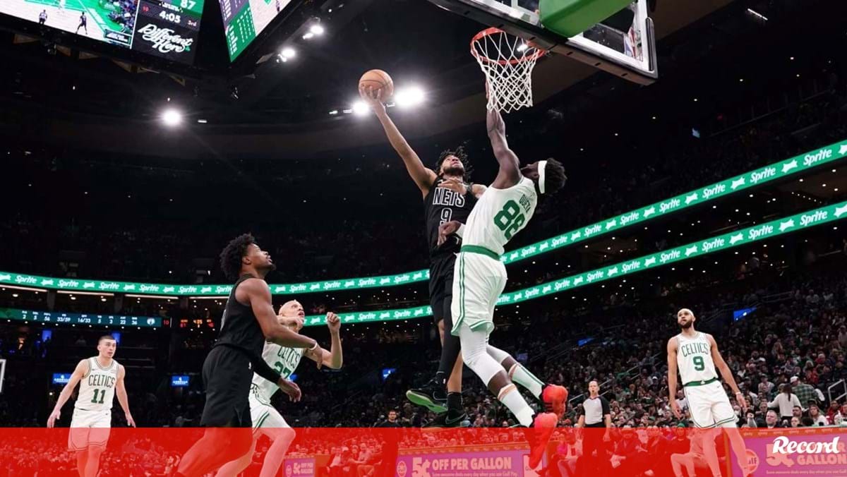 Neemias soma 8 pontos na esmagadora vitória dos Celtics na NBA