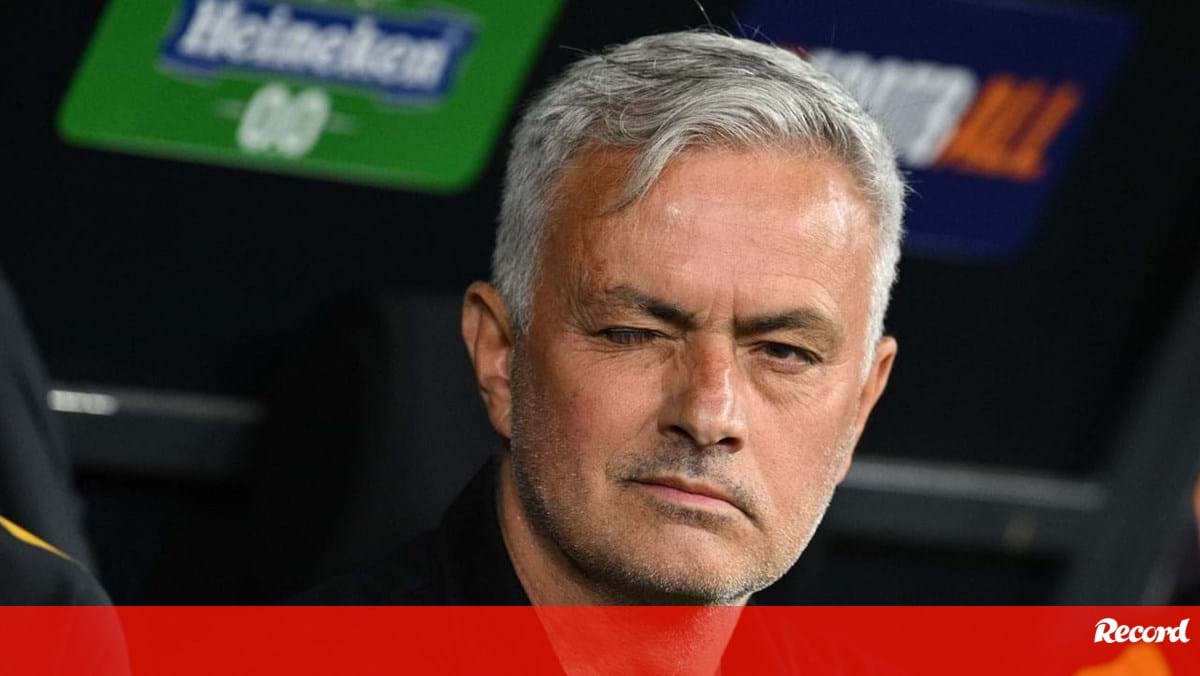 José Mourinho 'choca' Ferdinand: «Recusei treinar Portugal... e Inglaterra»